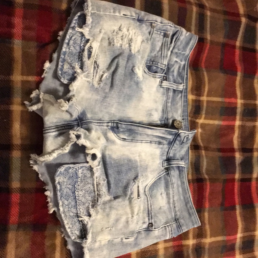 AE Festival Shorties
